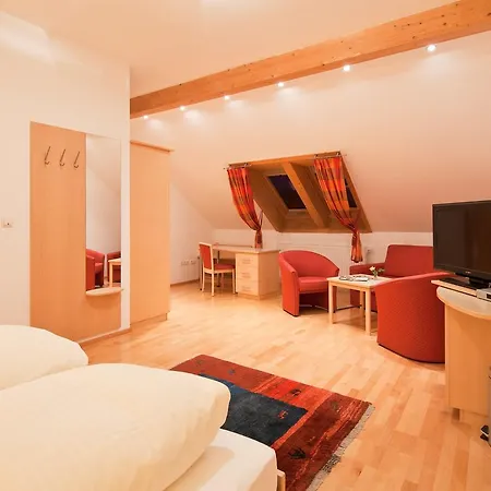 לינה וארוחת בוקר Weingut Und Gaestehaus Berger