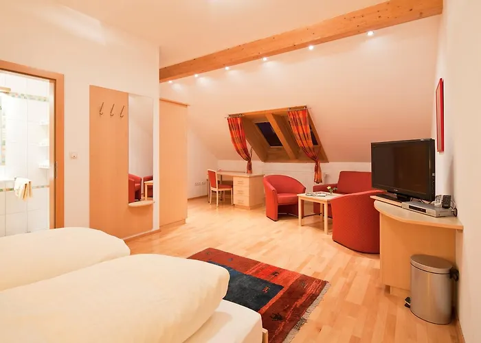 فندق مبيت وإفطار Weingut Und Gaestehaus Berger